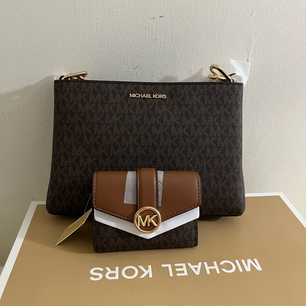 Michael Kors bag and wallet